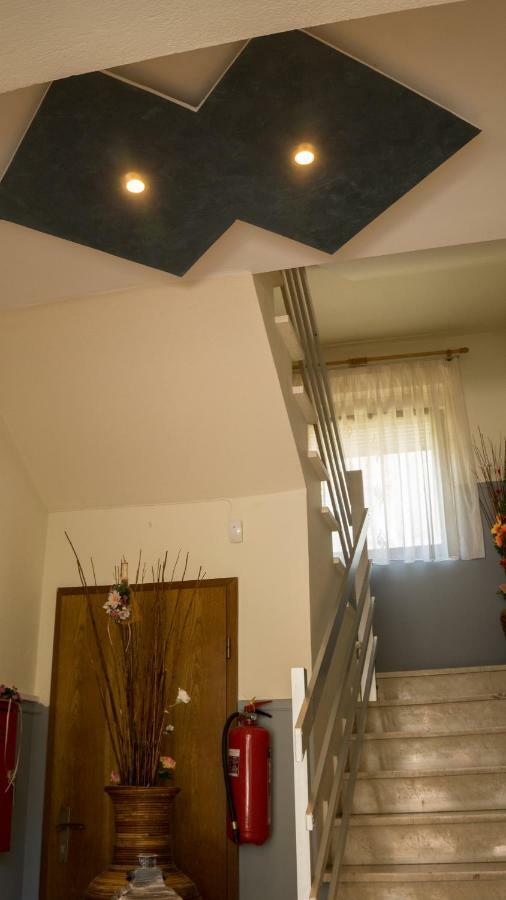 Niki Apartments Paralia Dionysiou Bagian luar foto